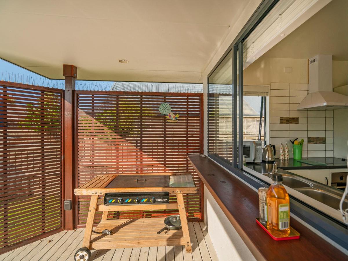 Sunlight Bach - Whitianga Holiday Home Luaran gambar